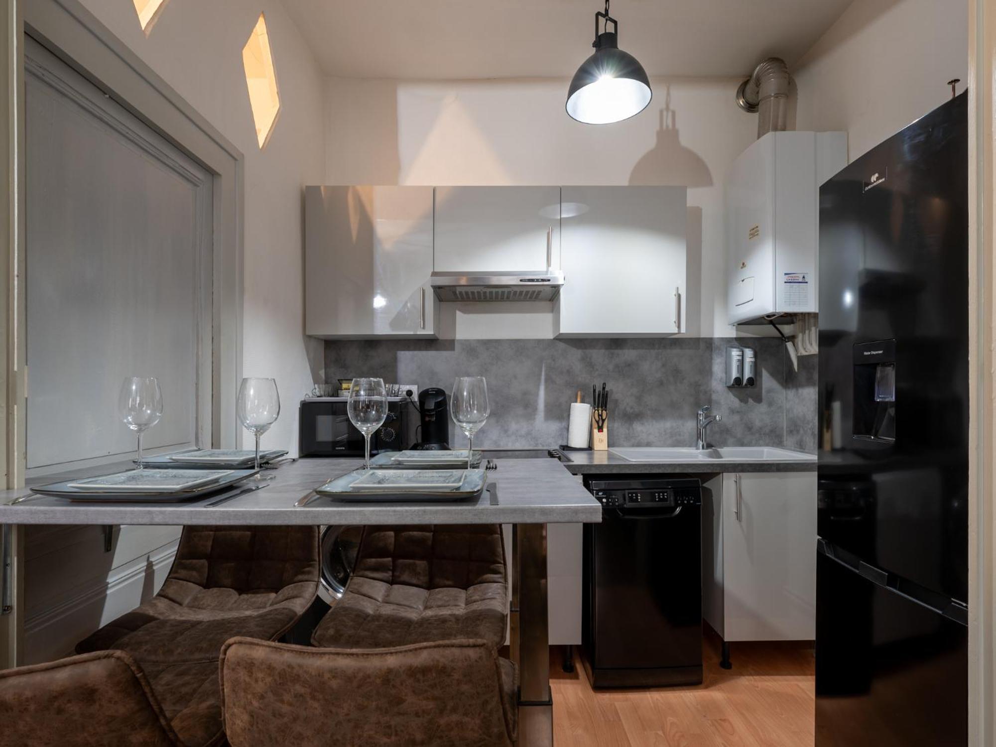Apartament Le Petit Gentleman - Vienna Authentica Vienne  Zewnętrze zdjęcie